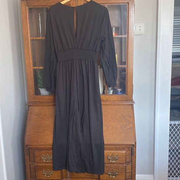 Anthropologie - Hutch Wide-Leg V-Neck Jumpsuit - Picture 8 of 9
